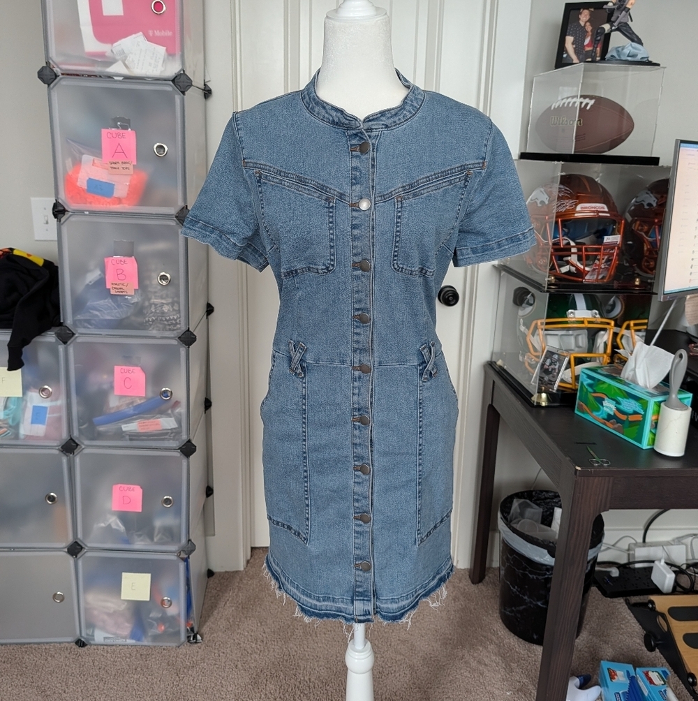 Kut from the Kloth Blue Clare Button Front Denim Mini Dress Size Large - Picture 5 of 14